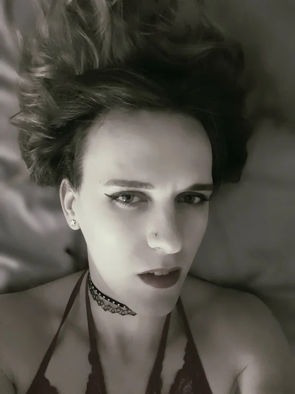 Hails Noël OnlyFans Profile