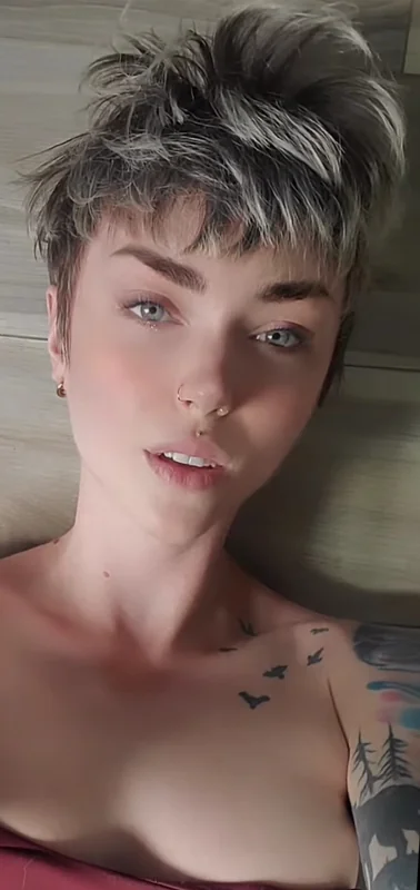 Haliescom3t OnlyFans Profile