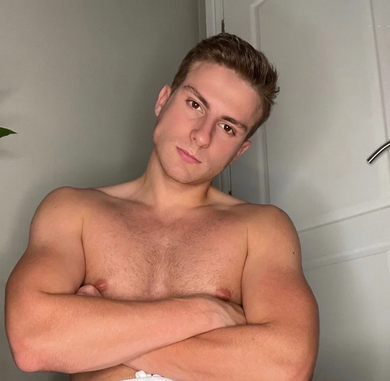 Handsome Hunk - OnlyFans Creator Profile Picture