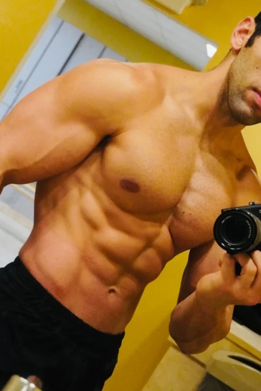 Hardabs OnlyFans Profile