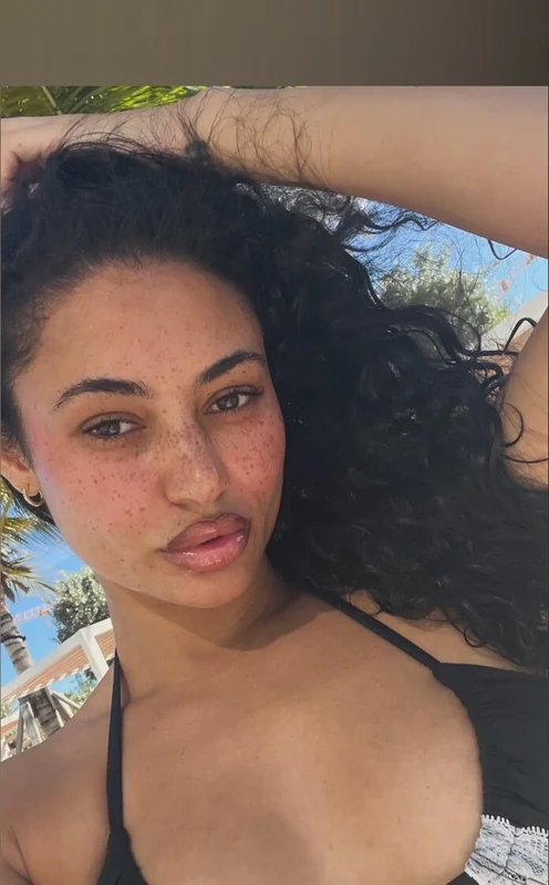 Tee OnlyFans Profile