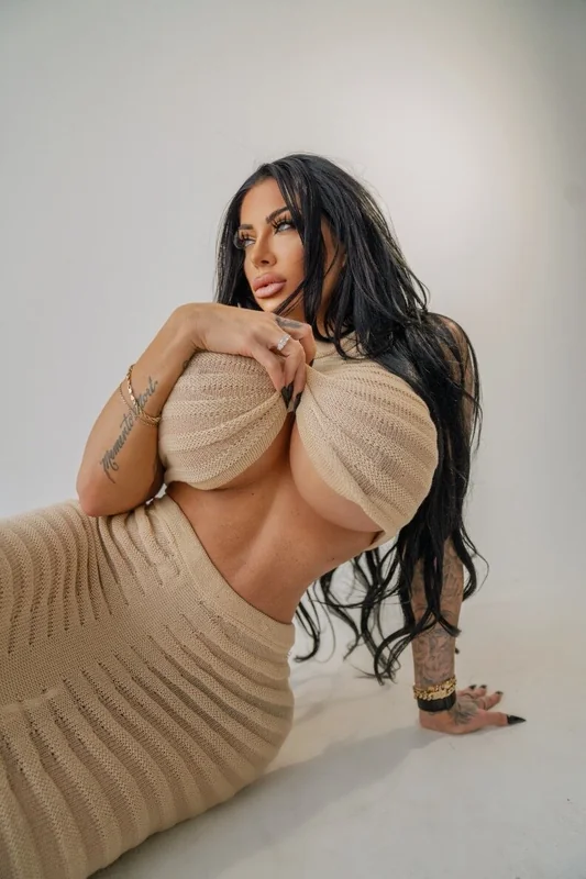 Lindi Nunziato OnlyFans Profile