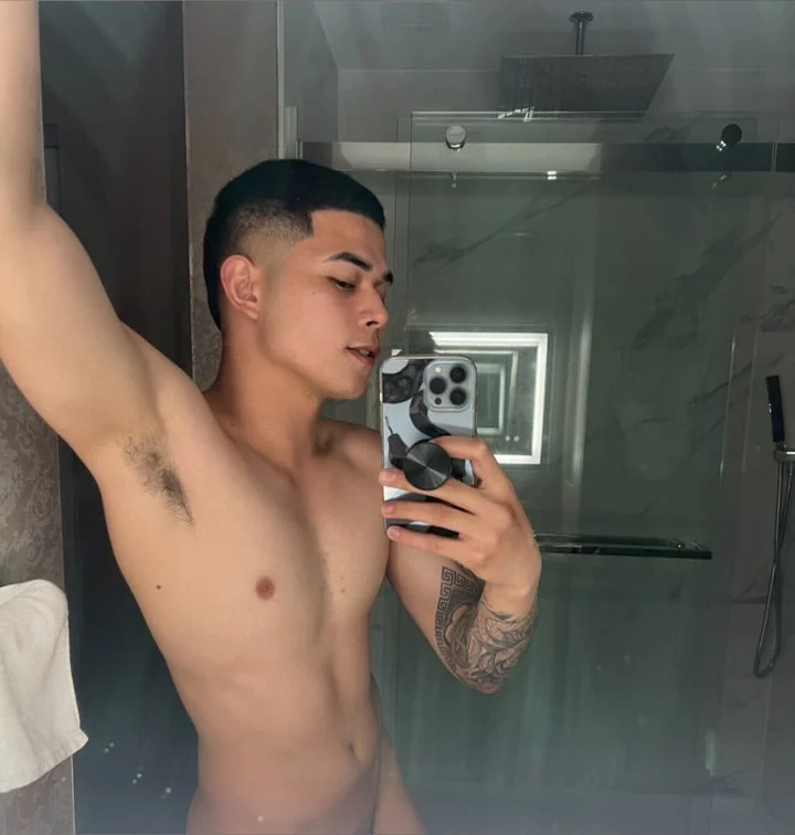 Icyyboy OnlyFans Profile
