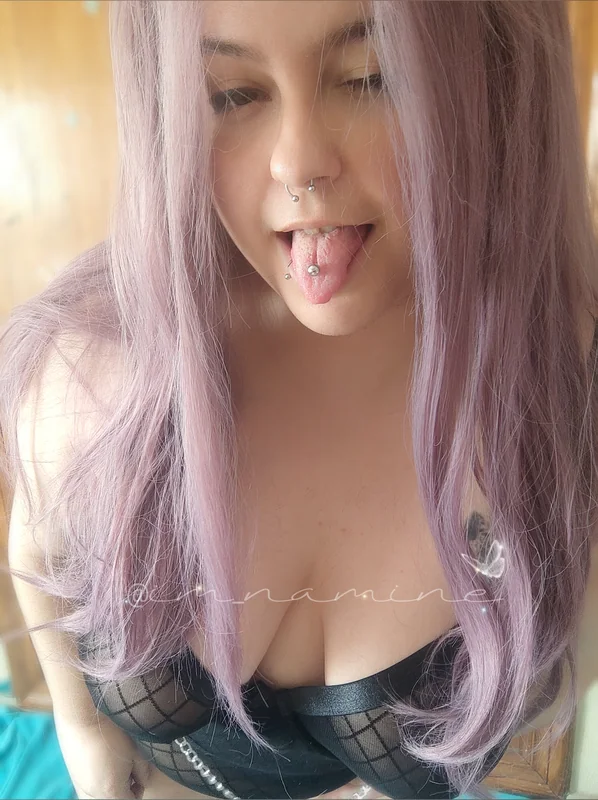 Imnamine OnlyFans Profile