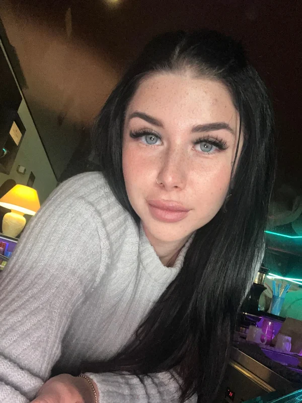 Zoey OnlyFans Profile