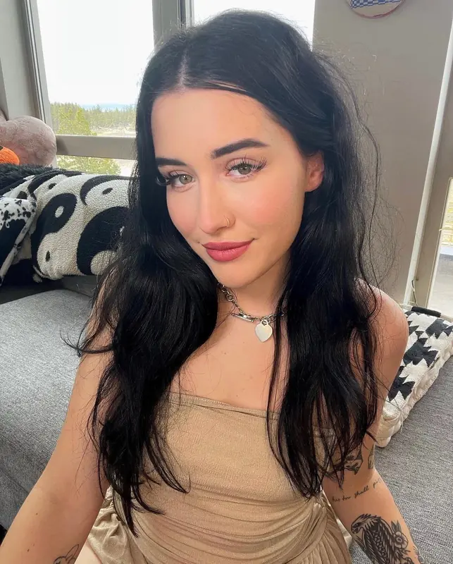 Cara Campbell OnlyFans Profile