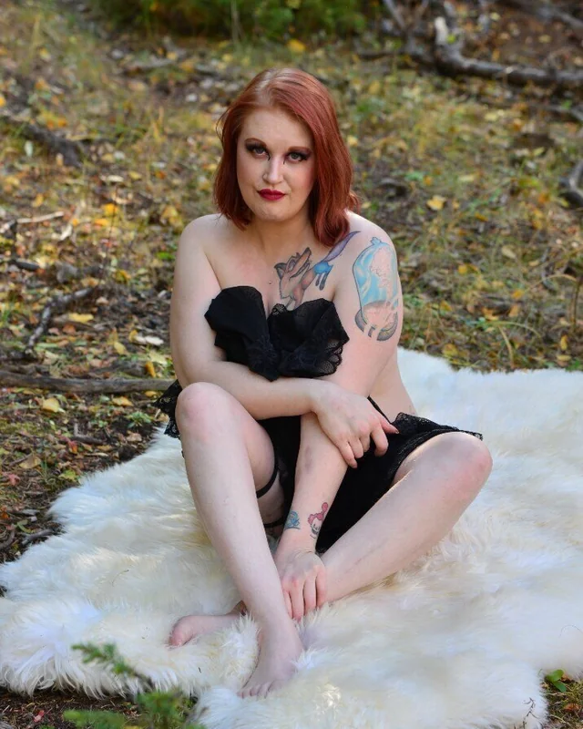 Kira LeFoxx OnlyFans Profile