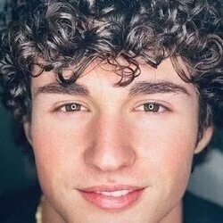 Jadsenofficial OnlyFans Profile