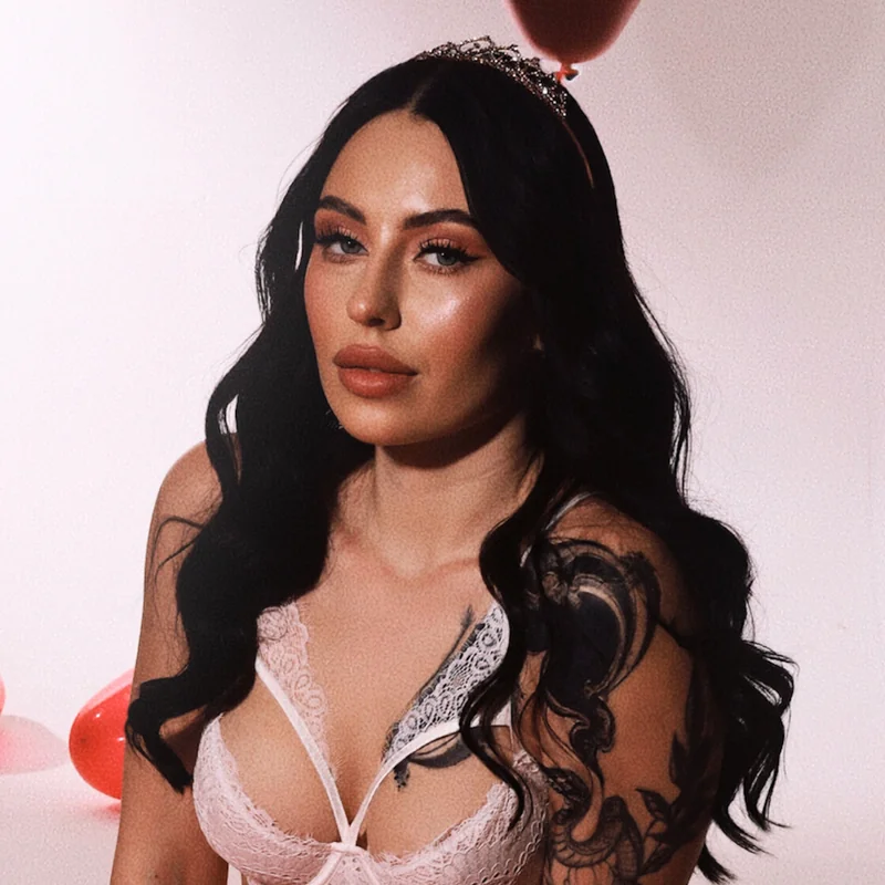 Jana OnlyFans Profile