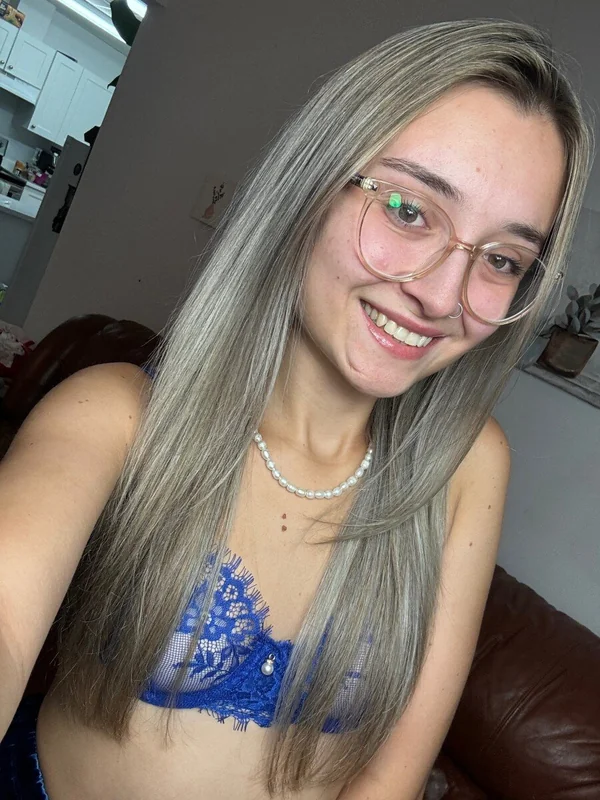 Jenn OnlyFans Profile