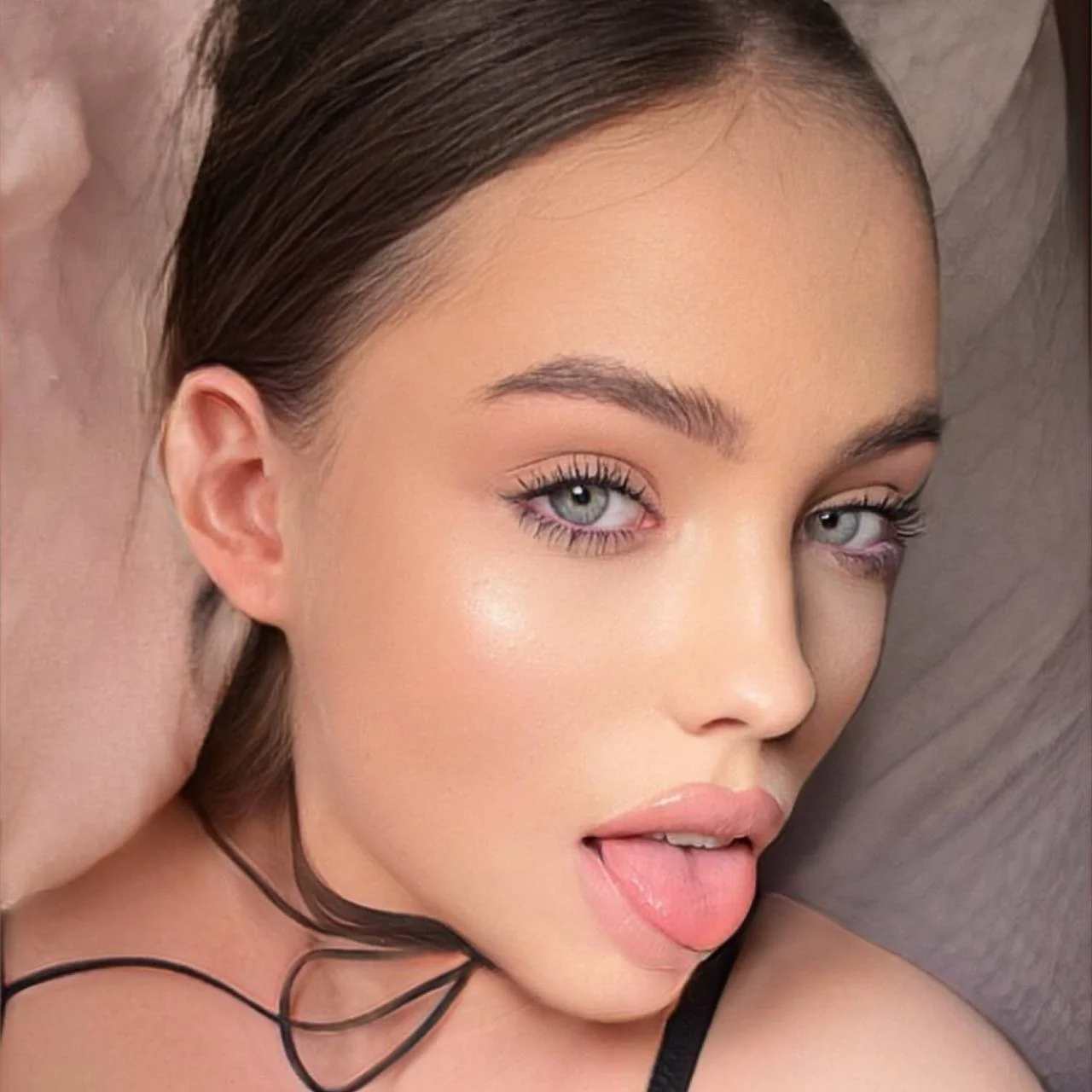 19 y.o Kate OnlyFans Profile