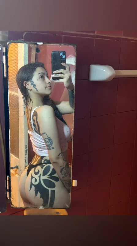 kiaritaxxx - OnlyFans Creator Profile Picture