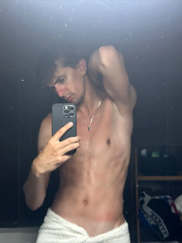 Lfrost OnlyFans Profile