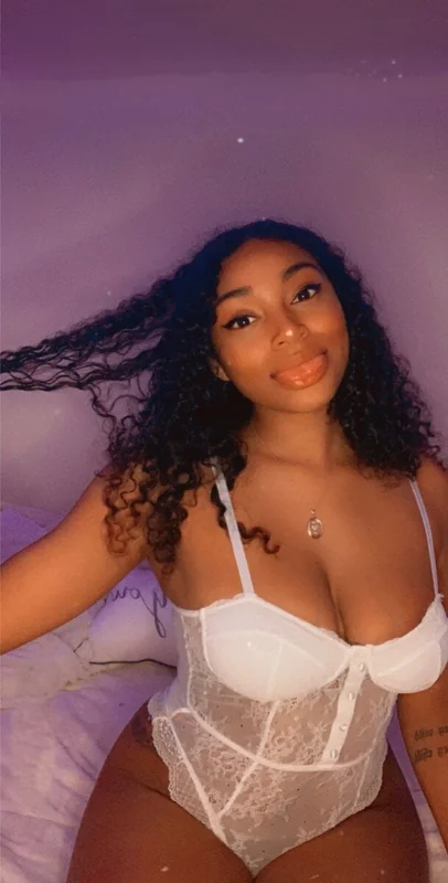 Ladulcethoney OnlyFans Profile