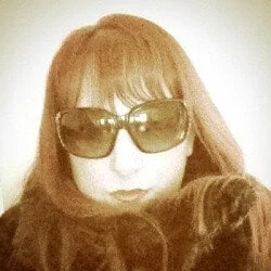 Ladynylons OnlyFans Profile