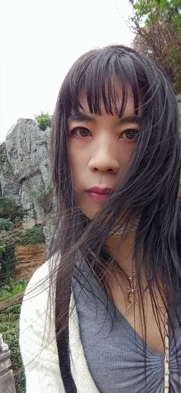 Ladyboygloria OnlyFans Profile