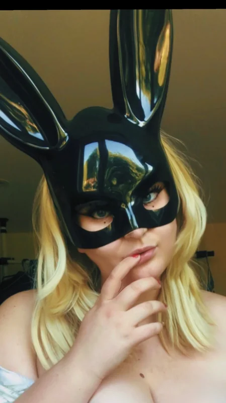 Ladyxamelia OnlyFans Profile