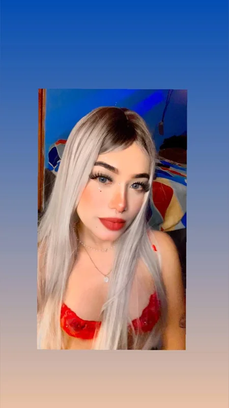 lalyv OnlyFans Profile