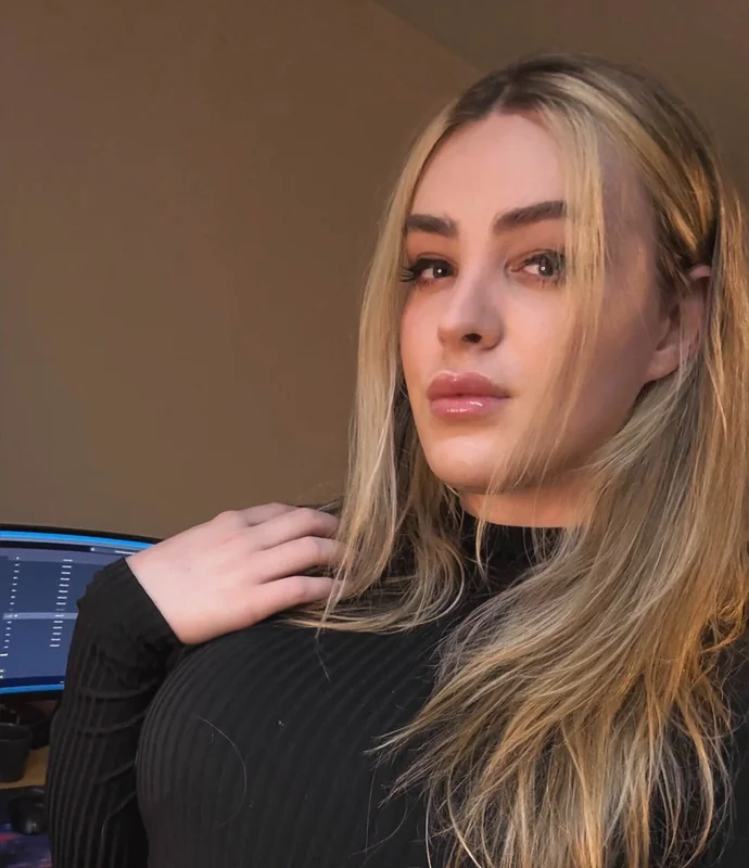 Laramcx OnlyFans Profile