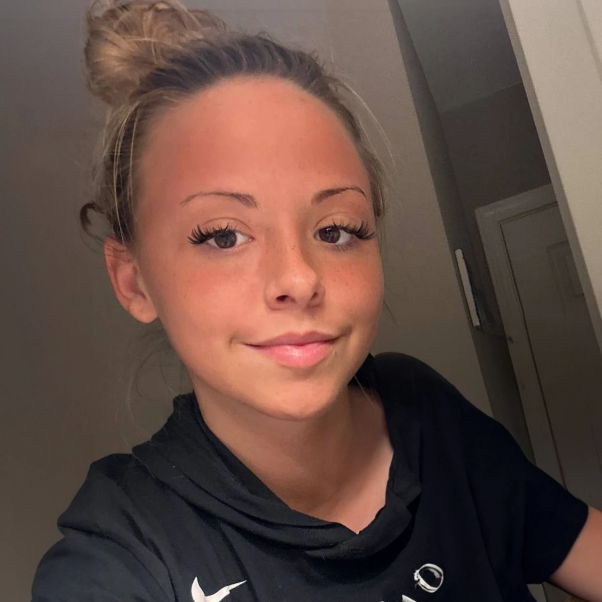 Mia OnlyFans Profile