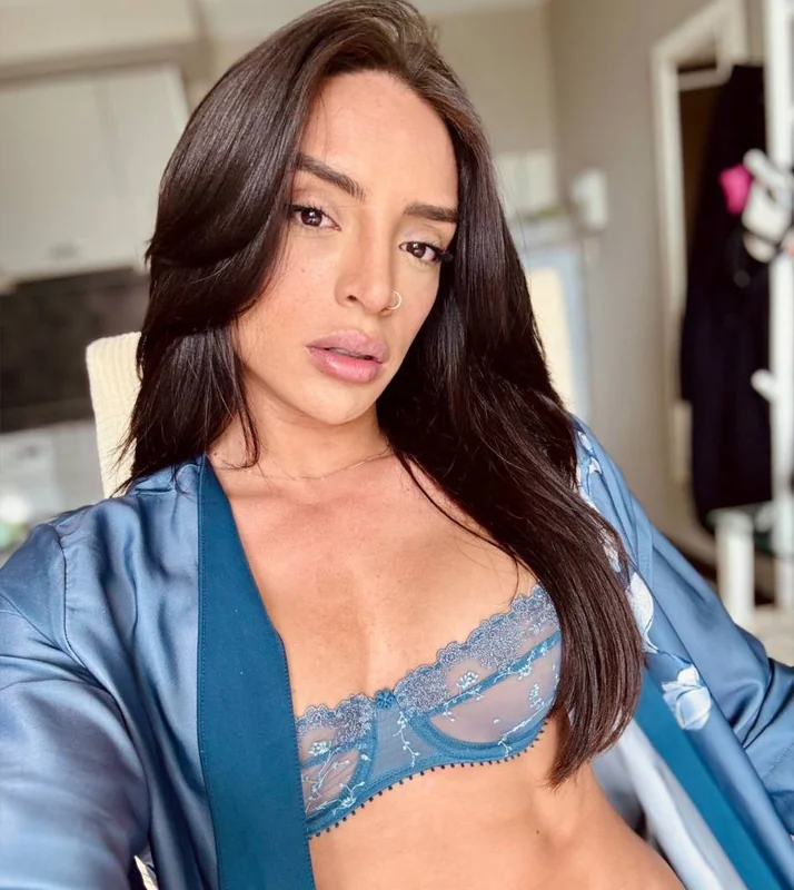 Lola Ray OnlyFans Profile