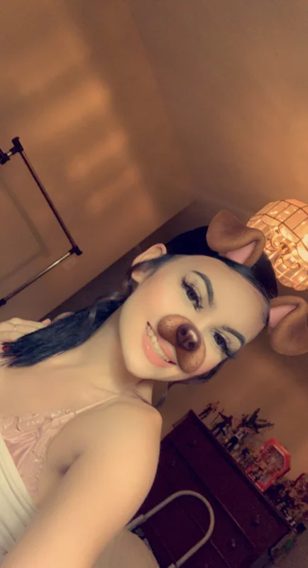 Bella - OnlyFans Creator Profile Picture