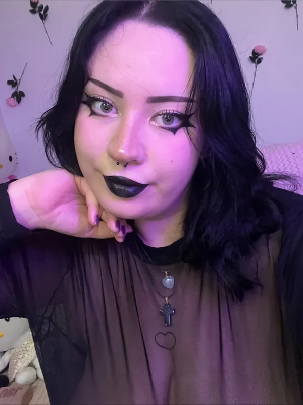 Meowkauwufree - OnlyFans Creator Profile Picture