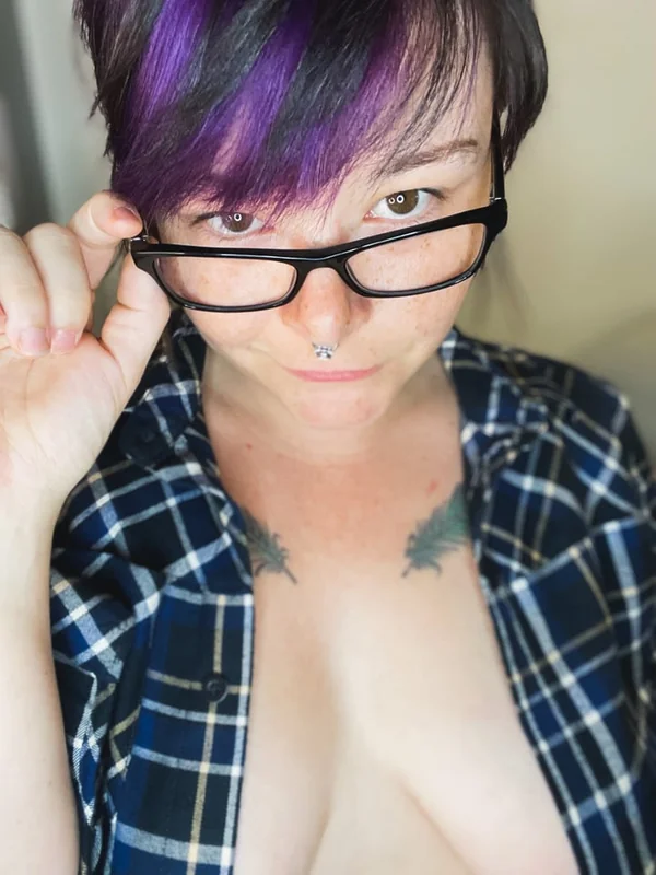 Modest Molly - OnlyFans Creator Profile Picture