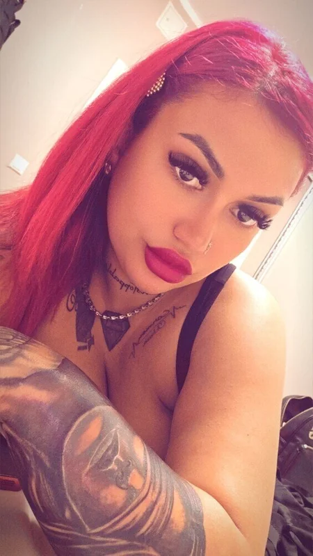 NATALY OnlyFans Profile