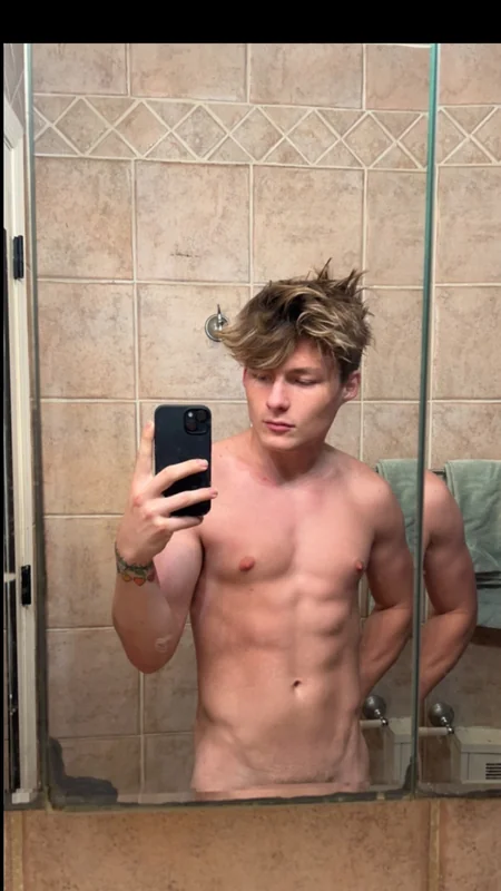 Nathyn OnlyFans Profile