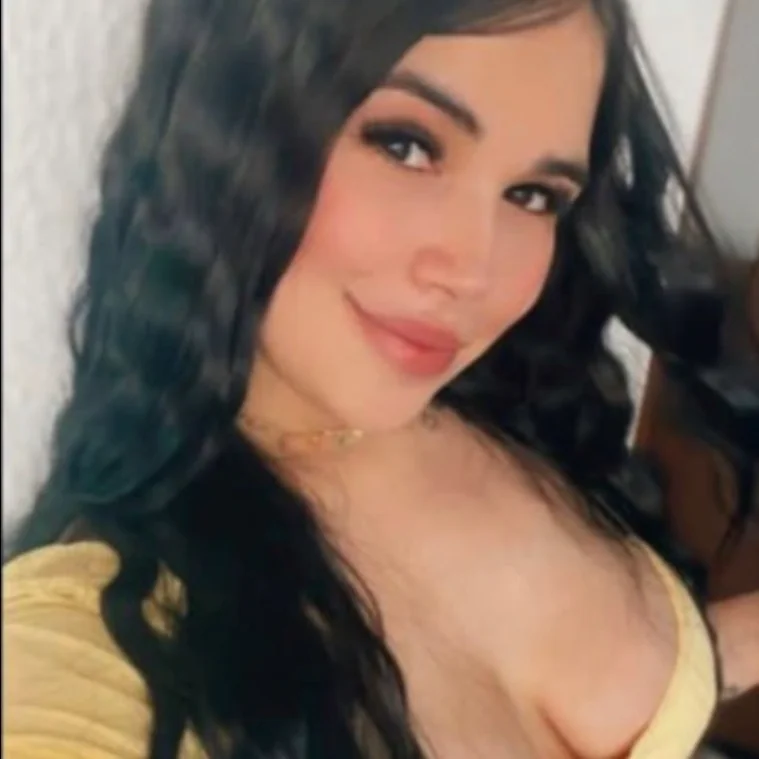 Nati Santos An Amateur OnlyFans Profile