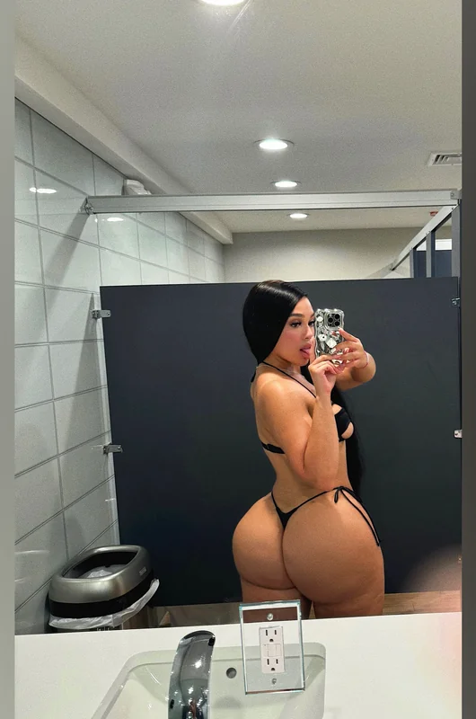 Neldolll OnlyFans Profile