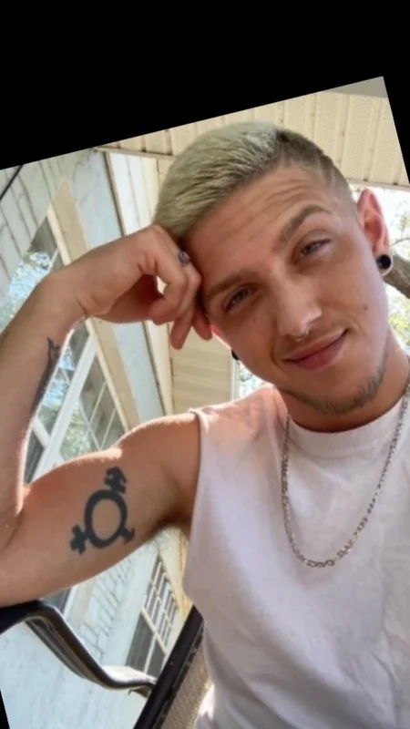 Noahwithnoark - OnlyFans Creator Profile Picture