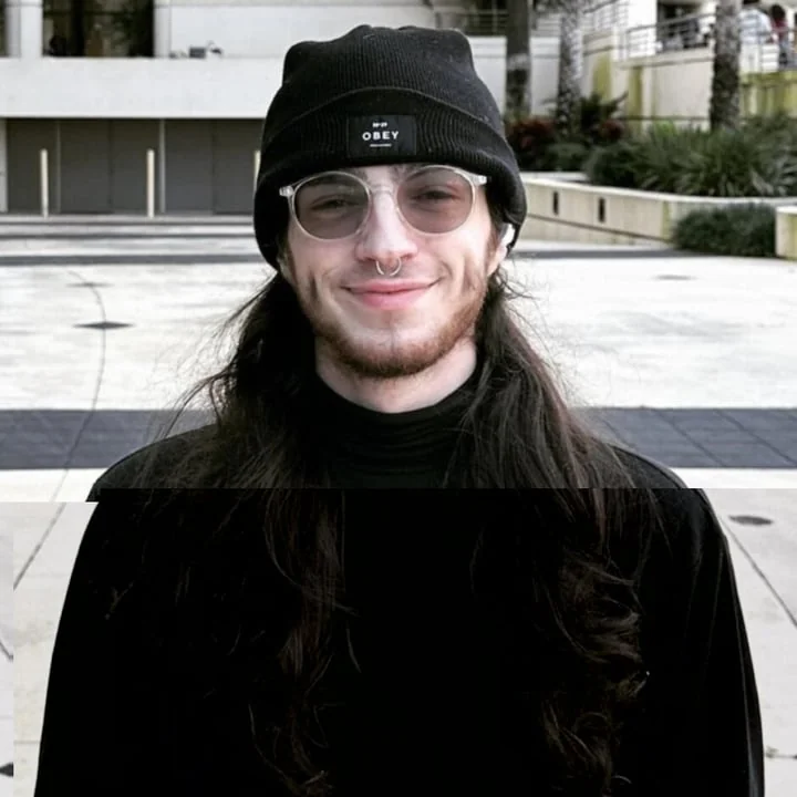 Oddhxr OnlyFans Profile