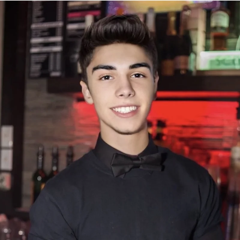 Oliver Knarf OnlyFans Profile