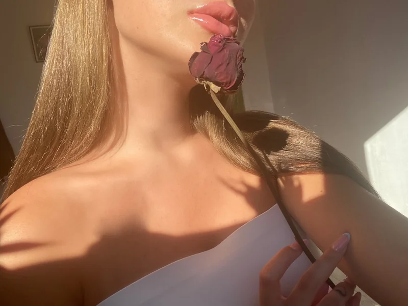 online-doll OnlyFans Profile