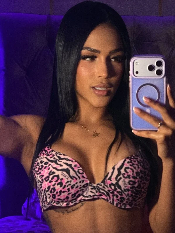 𝑪𝒂𝒍𝒍 𝒎𝒆 𝑵𝑶𝑾• 𝖍𝖔𝖙 𝐌𝐢𝐥𝐥𝐲 OnlyFans Profile