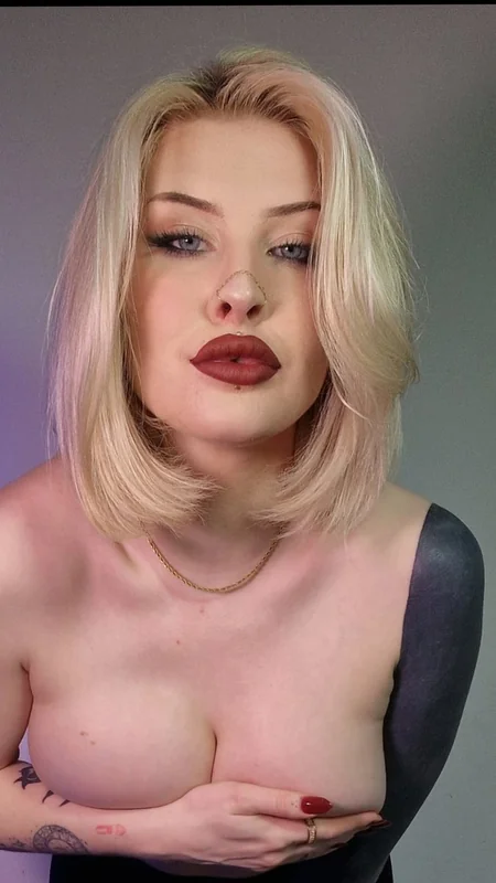 Onlymistressred OnlyFans Profile