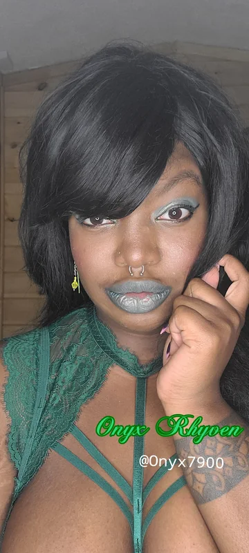 Onyx Rhyven's Page OnlyFans Profile