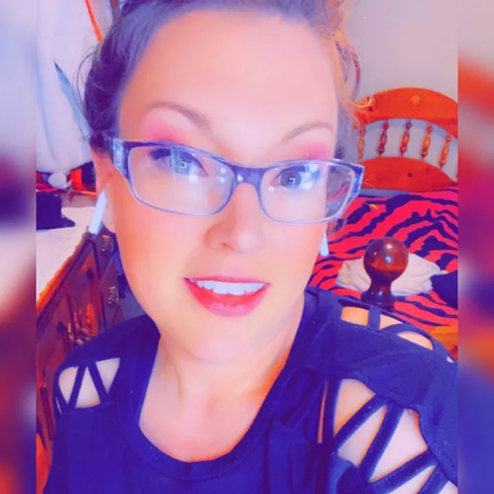 Partymom2021 OnlyFans Profile