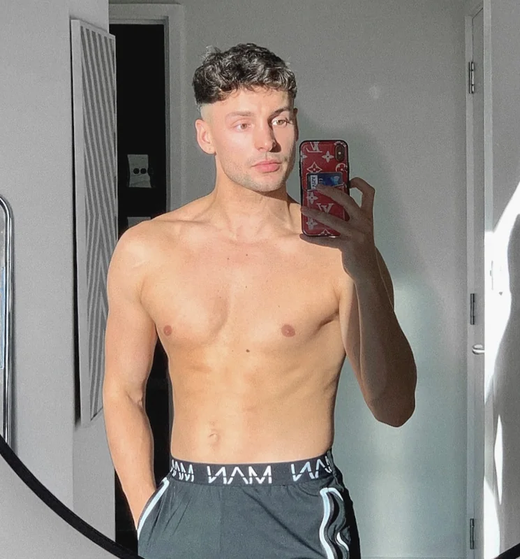 Peachpal OnlyFans Profile