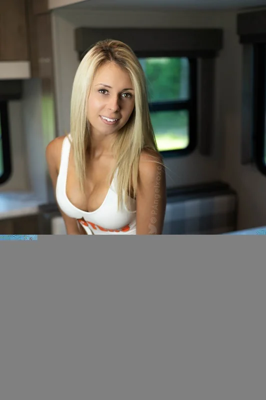 Angel's Show OnlyFans Profile