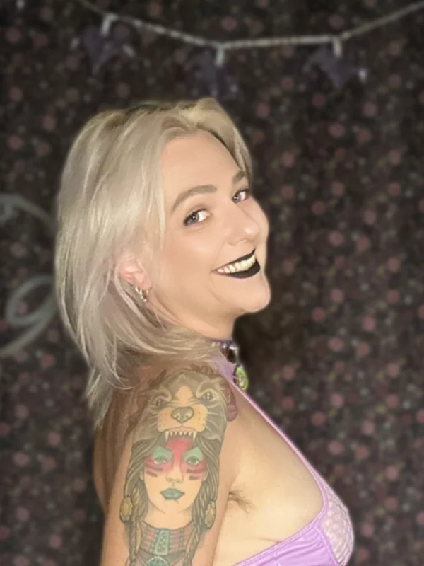 Pixie - Six - OnlyFans Creator Profile Picture