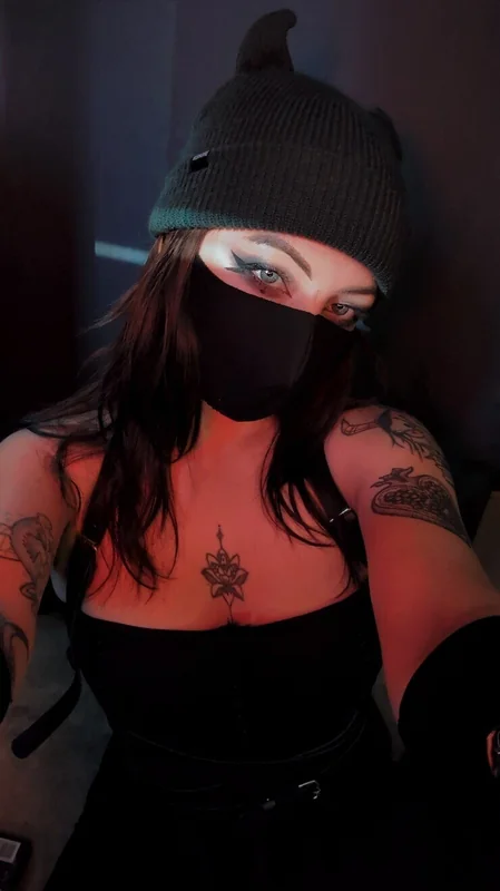 𖤐 - OnlyFans Creator Profile Picture