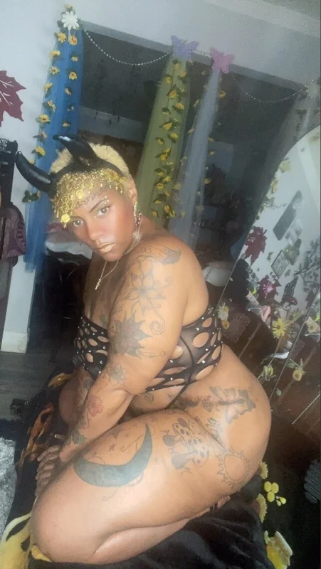 Betty Minor - OnlyFans Creator Profile Picture