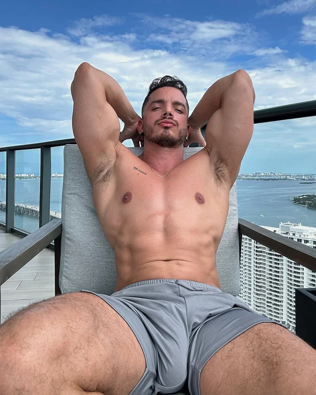 Poyato (Top 0.1%) - OnlyFans Creator Profile Picture