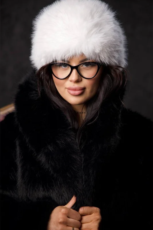 She Doesn’t Post This Anywhere Else - OnlyFans Creator Profile Picture