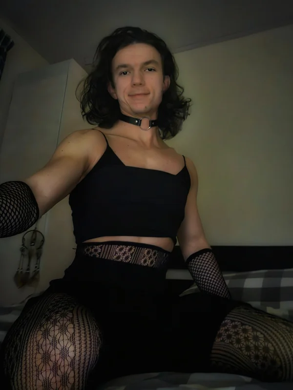 Ra33y OnlyFans Profile