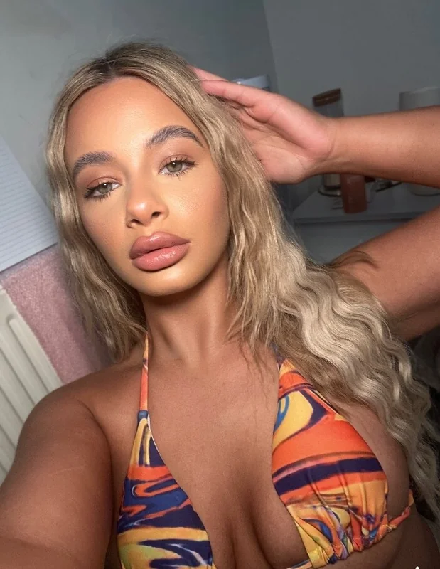 Rae Leigh OnlyFans Profile