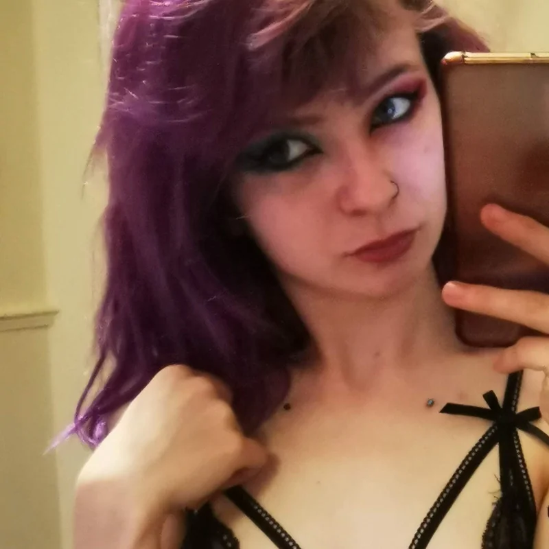 Rae OnlyFans Profile